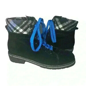 Blondo Raina Waterproof Ankle Boots Blue Flannel trim 9.5​